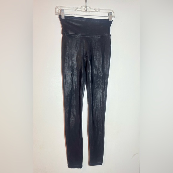 SPANX Faux Leather Leggings - Picture 3 of 5